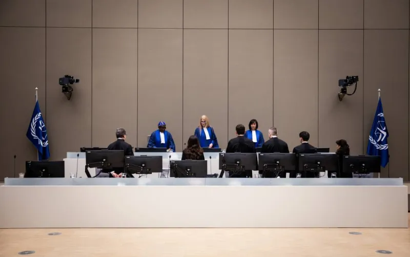 La CPI autorise Duterte à manquer la première conférence de mise en état, refuse l'accès à distance à l'avocat des victimes