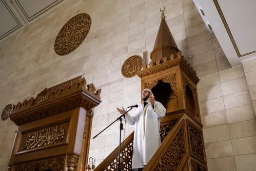 Imam agressé près d'une mosquée à Edmonton, crime haineux