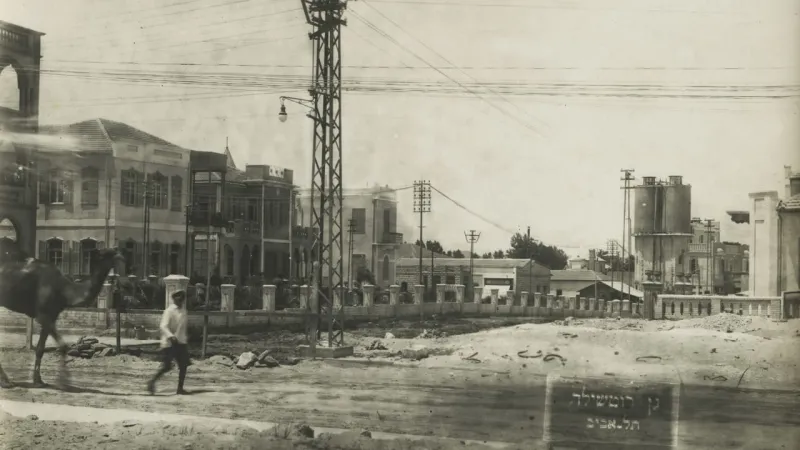 Israel Electric dévoile des télégrammes sur l'histoire de la centrale de Tel Aviv