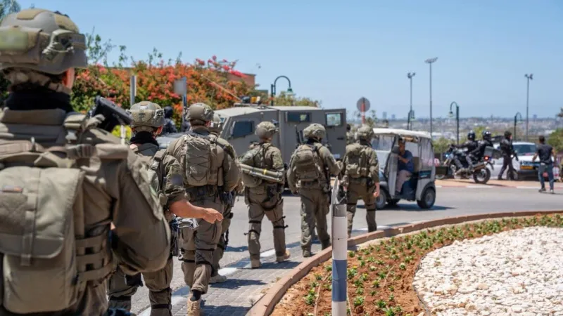 Des responsables israéliens condamnent une attaque meurtrière dans la région de Sharon
