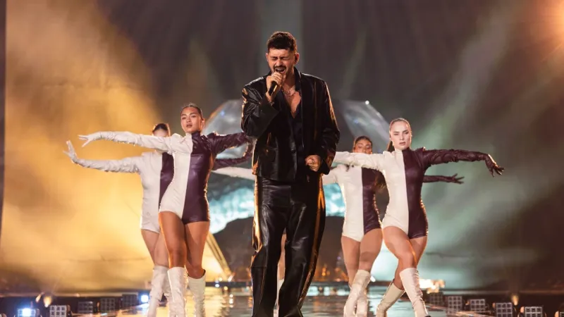 Noam Bettan d'Israël répète pour l'Eurovision 2026