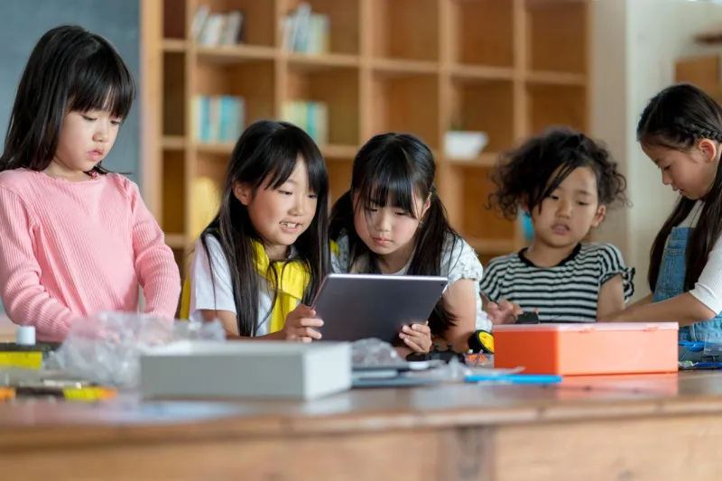 Le Japon adopte une loi pour les manuels numériques à l'école