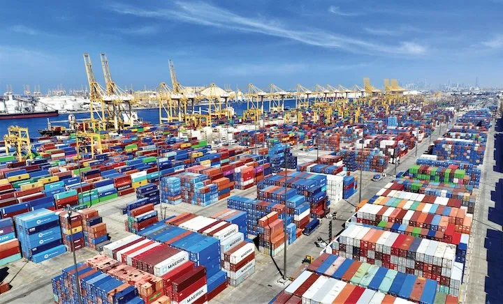 Les ports de Jebel Ali et King Abdulaziz confrontés à des retards