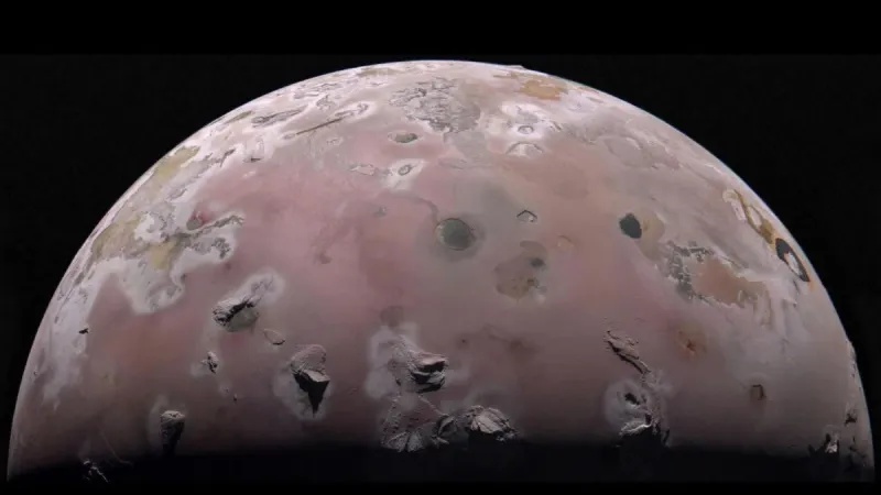 Juno révèle la chaleur cachée sous la surface d'Io