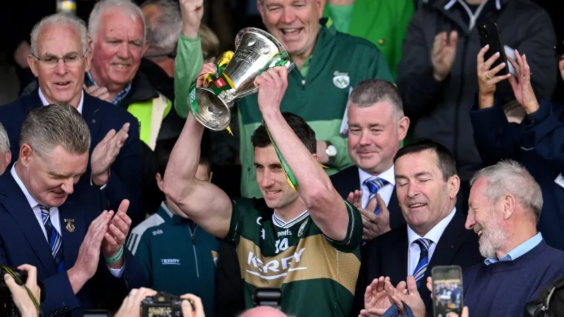 Kerry bat Cork pour un sixième titre consécutif du Munster SFC
