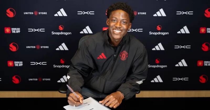 Kobbie Mainoo prolonge à Manchester United jusqu'en 2031