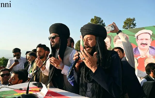 Le CM de KP Afridi lance 12 projets de 25 milliards de roupies à Mansehra