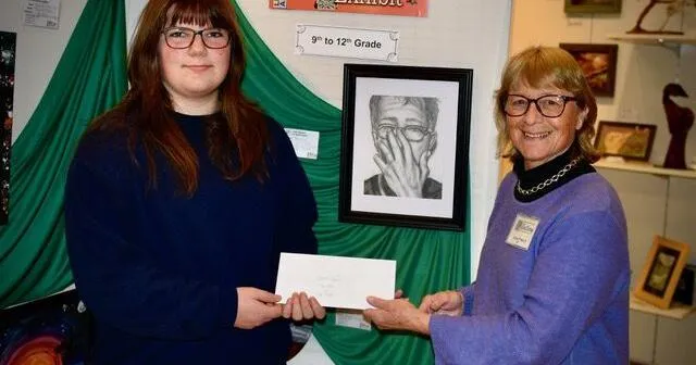 Exposition des enfants de la région des lacs célèbre les jeunes artistes