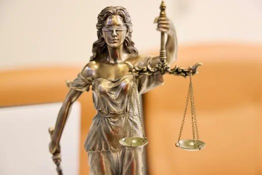Un cabinet d'avocats enquête sur PayPal pour violations potentielles