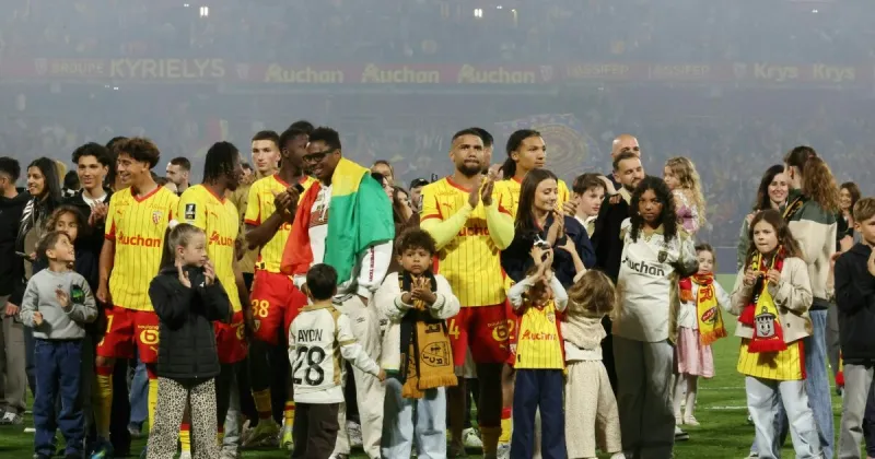 Lens décroche son billet pour la Ligue des champions en battant Nantes