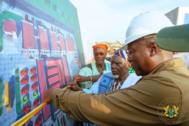 Mahama ordonne un financement national pour le projet d'eau de Tamale