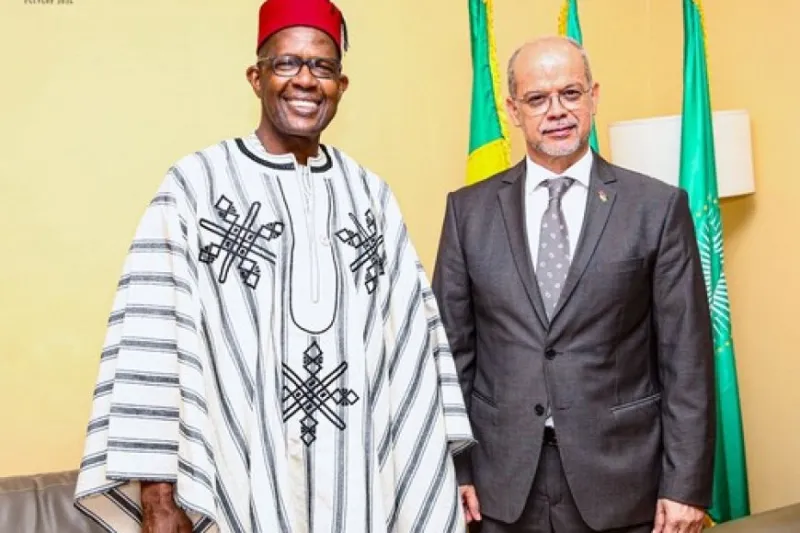Coopération Mali-Maroc : L'ambassadeur Isbayène reçu par le ministre Daffé