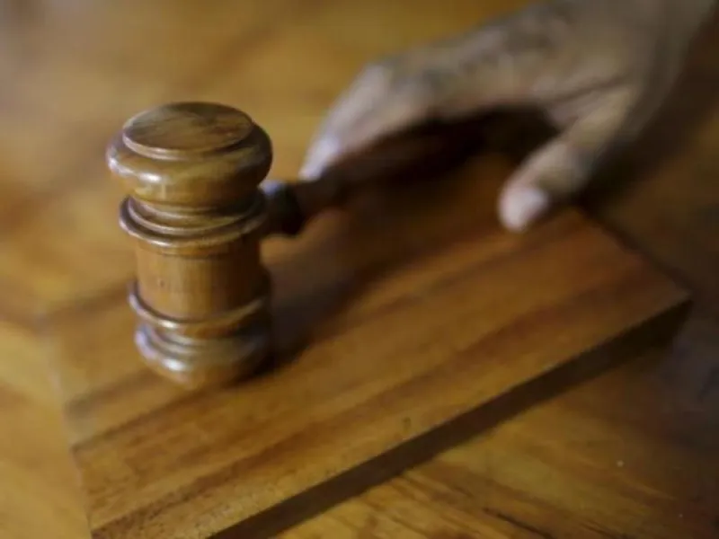 Un homme plaide coupable dans une affaire d'agression