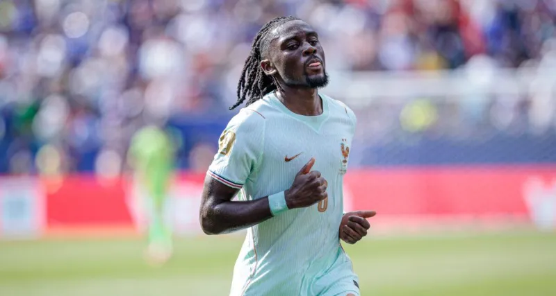 Manchester United vise un international français