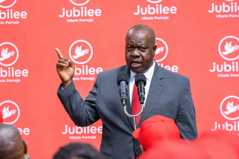 Matiang'i appelle à une conférence nationale sur les incendies scolaires