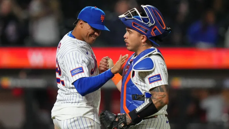 Les Mets mettent fin à une série de 12 défaites, Lindor blessé