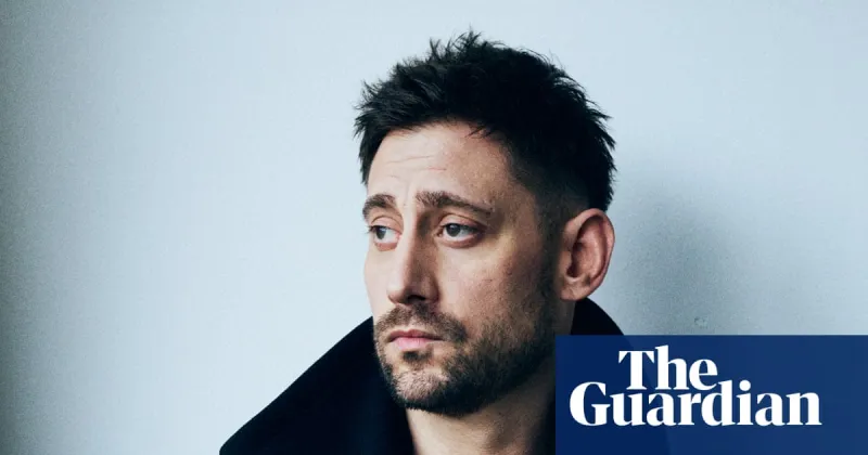 Michael Socha parle de 'The Cage', 'This Is England' et de sa carrière