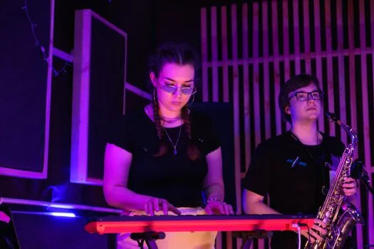 Concert MO x e-Orch : vitrine de l'apprentissage musical tech