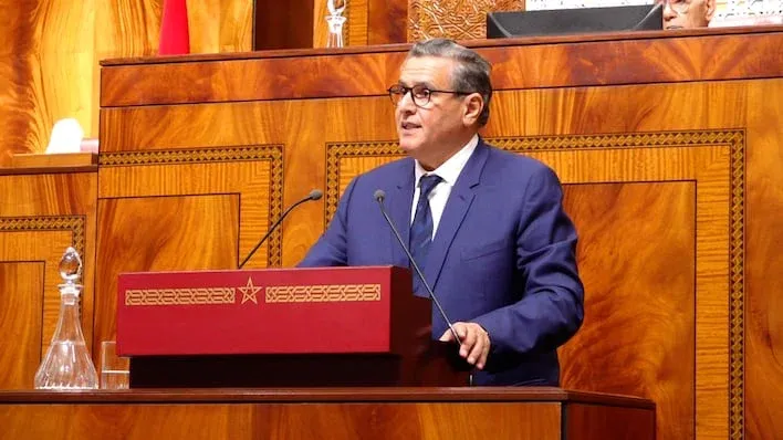 Akhannouch évoque les prix des carburants et les tensions régionales