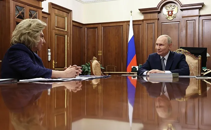 Moskalkova présente son rapport annuel sur les droits de l'homme à Poutine