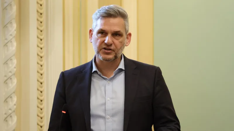 Un député interroge les frais juridiques dans l'affaire de l'ordonnance de non-publication à Cairns