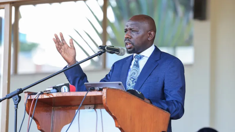 Murkomen annonce des mesures plus strictes pour le recrutement policier