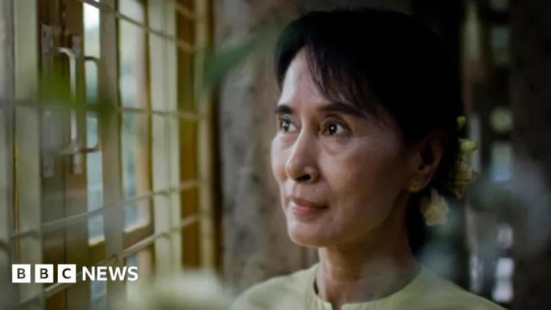 Suu Kyi placée en résidence surveillée, annonce l'armée