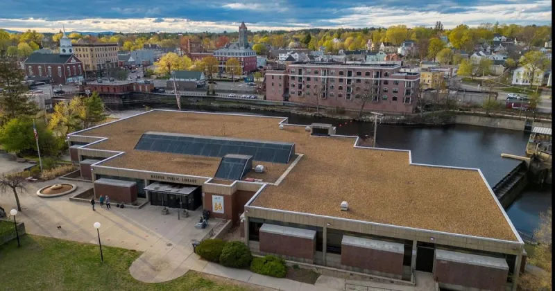 Première réunion du comité de rénovation de la bibliothèque de Nashua