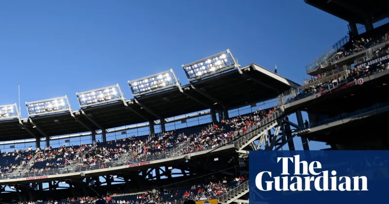 Les Nationals bannissent un spectateur pour banderole suprémaciste
