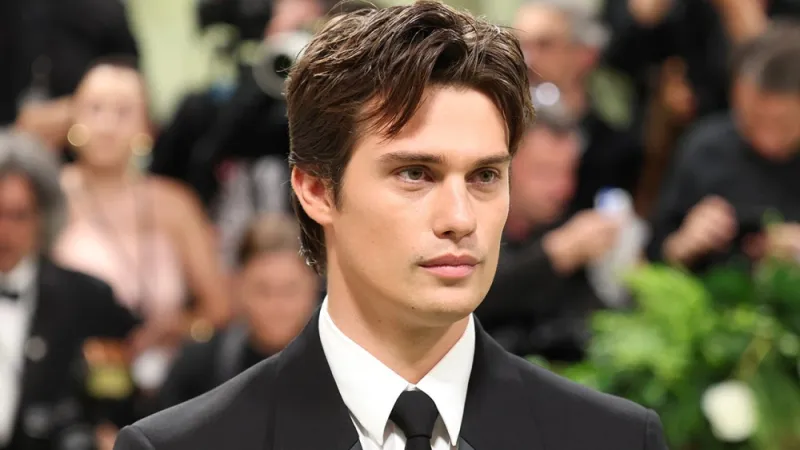 Nicholas Galitzine incarnera Hoyt Richards dans le film de Gus Van Sant