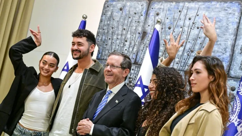 Noam Bettan rencontre le président Herzog après l'Eurovision