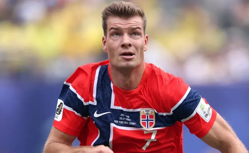 Sorloth critiqué après un échec avec Haaland contre l'Angleterre