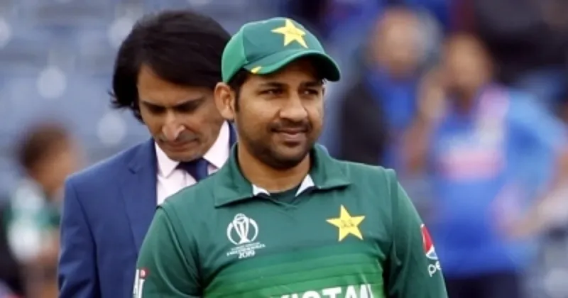 Le Pakistan rappelle Abbas et nomme Sarfaraz entraîneur pour les Tests au Bangladesh