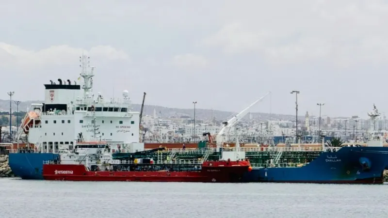 Petrostar Maroc lance le premier soutage navire-à-navire à Agadir