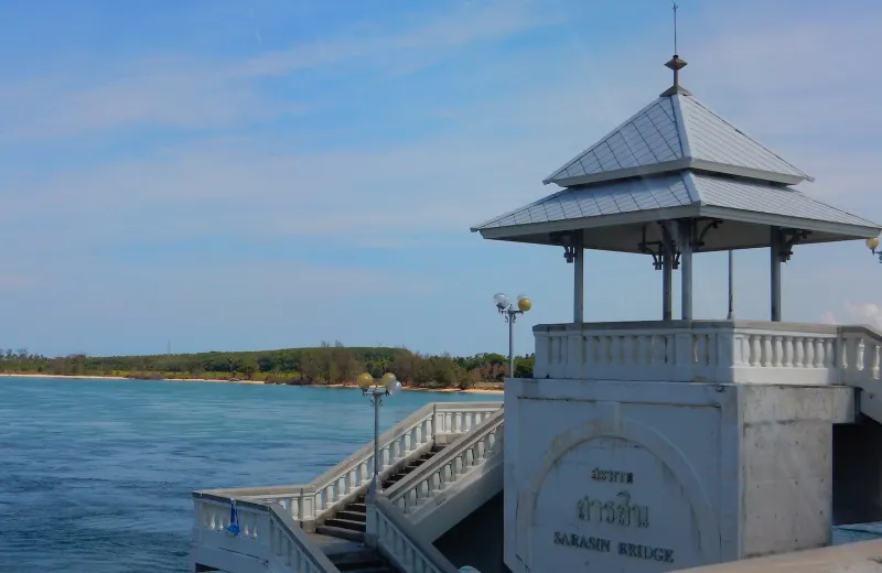 Projet d'élargissement de la route d'entrée de Phuket à l'étude
