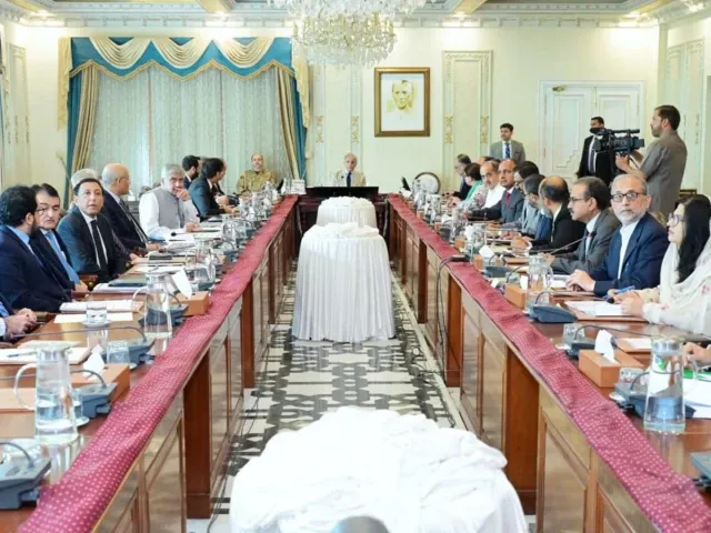 Le PM Shehbaz ordonne une réponse d'urgence pour la mousson