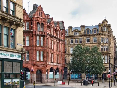 Incident policier dans un immeuble du centre-ville de Bradford