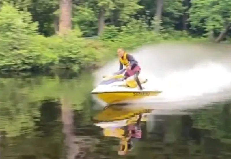 Police recherche un conducteur de SeaDoo dangereux