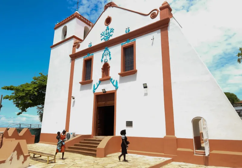 Le Pape François visite une église béninoise liée à l'histoire de l'esclavage