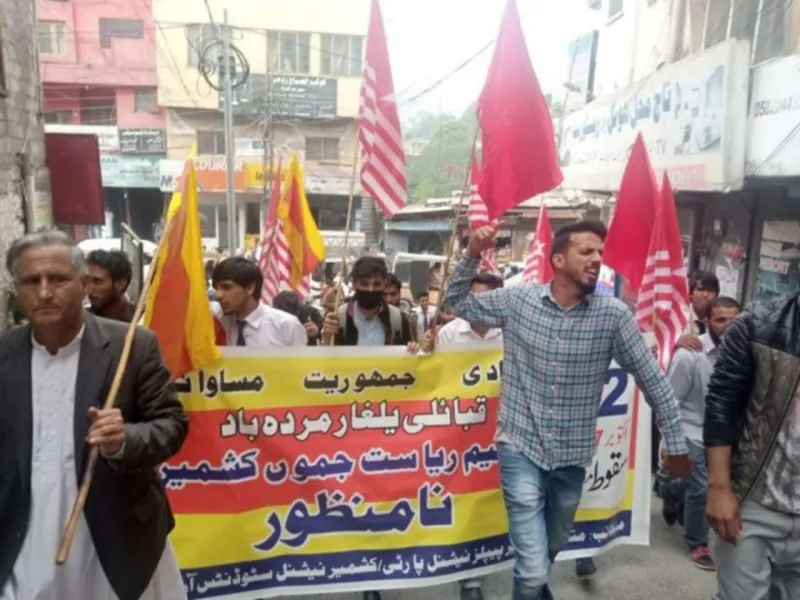 Manifestations au Cachemire pakistanais : histoire et crise constitutionnelle