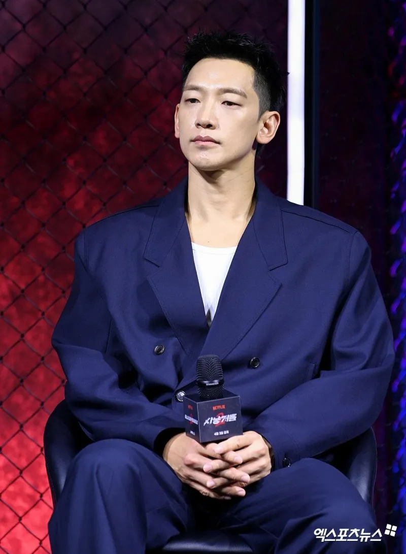 Rain révèle qu'un chirurgien esthétique lui a déconseillé une chirurgie des yeux