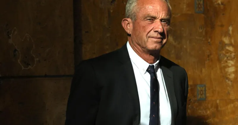 RFK Jr. promet de mettre fin à la 'répression' de la FDA sur les lits de bronzage