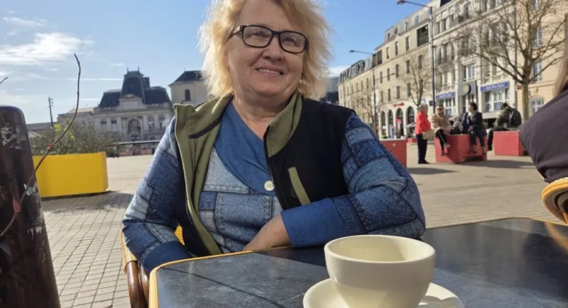 Romanian Refugee in Le Mans Becomes Poet and Journalist