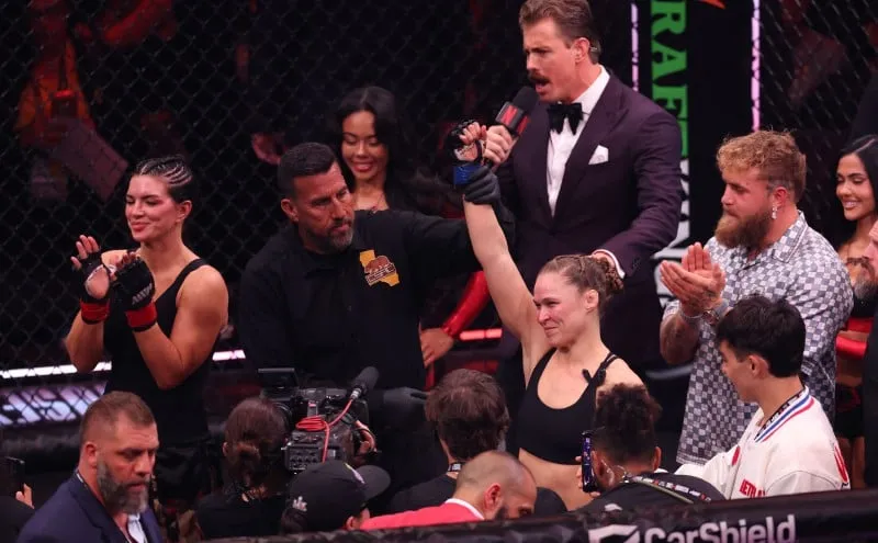 Ronda Rousey prend sa retraite après une victoire de 17 secondes sur Gina Carano