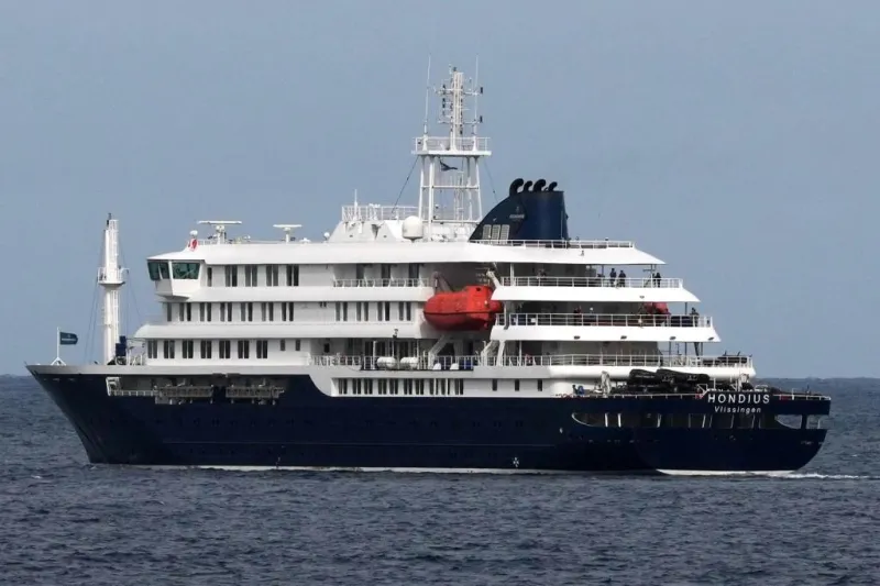 Résident de Santa Clara surveillé après croisière hantavirus