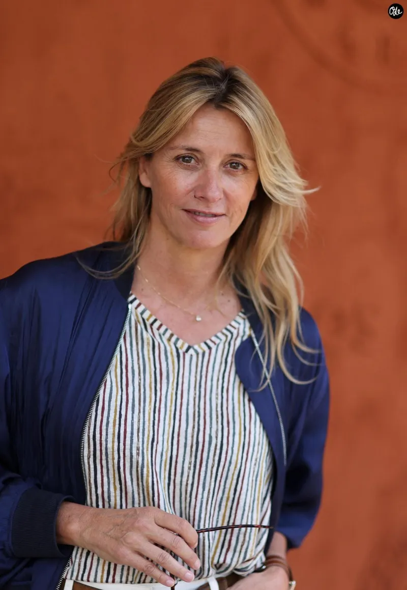 Sarah Lavoine signe une collection de luxe au Cap Ferret