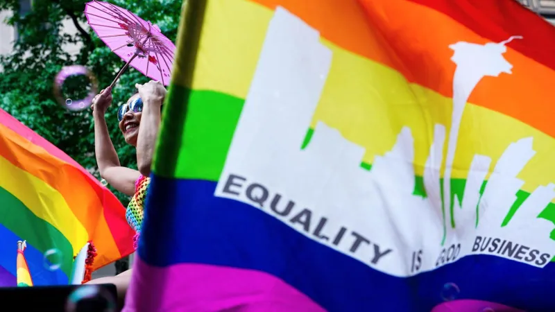 Le match de la fierté à Seattle met en avant l'inclusivité face à l'opposition mondiale