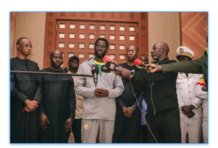 Sénégal : Diomaye offre 2 millions FCFA et un mouton à 18 détenus rentrés du Maroc