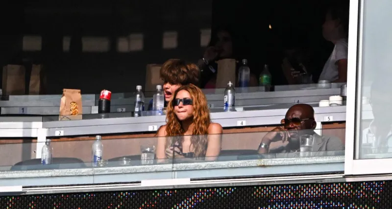 Selfie de Shakira avec le père de Mbappé après France-Maroc