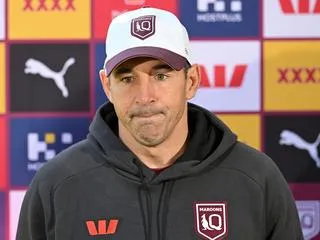 Six débutants, nouveau demi de mêlée chez les Maroons du Qld